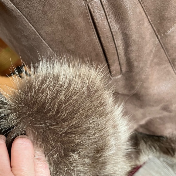 Very cozy and warm suede sheep coat. New.Size XL - Picture 5 of 5